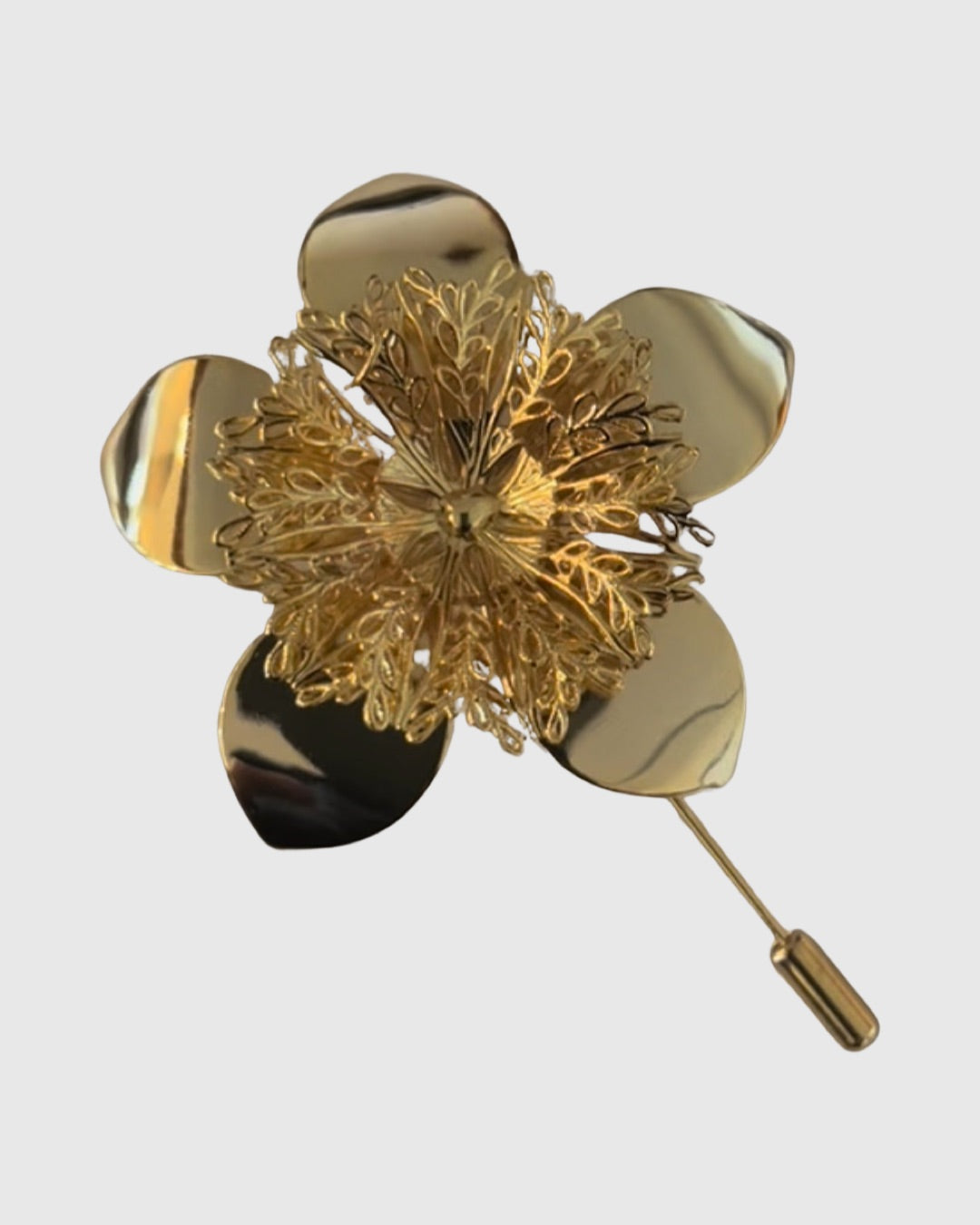 Billie floral Lapel pin